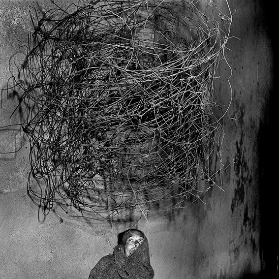 Twirling wires | © Roger Ballen